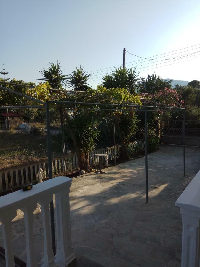 Petalidi Fragkos Apartment Bagian luar foto